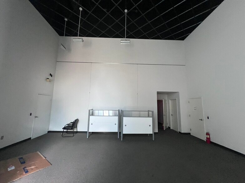 More Photos Of 8700-8724 Jericho City Dr, Landover Warehouse For Lease