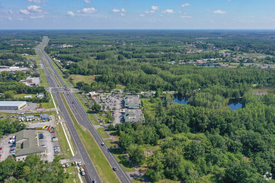 More Photos Of 6920 Land O Lakes Blvd, Land O' Lakes General Retail For Lease