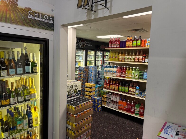 More Photos Of 2600 Park Blvd, Wildwood Storefront Retail Residential For Sale