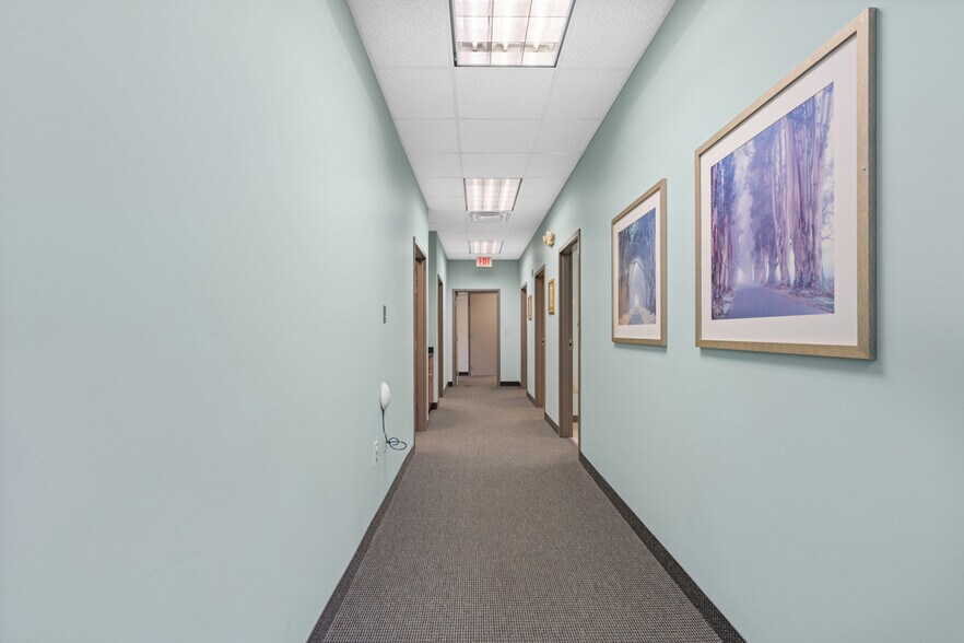 More Photos Of 2640 Pitcairn Rd, Monroeville Medical For Sale