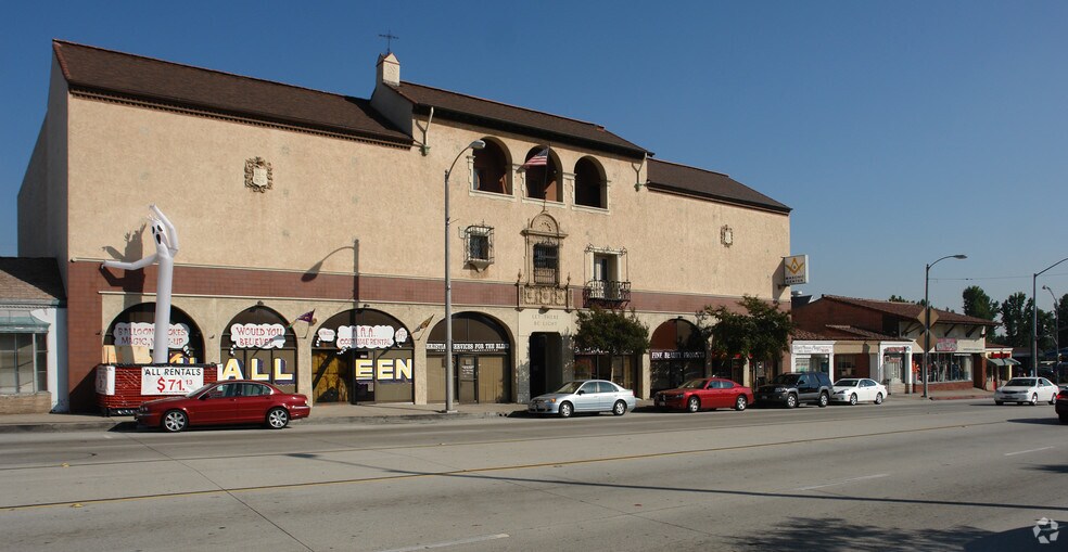 More Photos Of 1118-1126 Fair Oaks Ave, South Pasadena Storefront For Lease