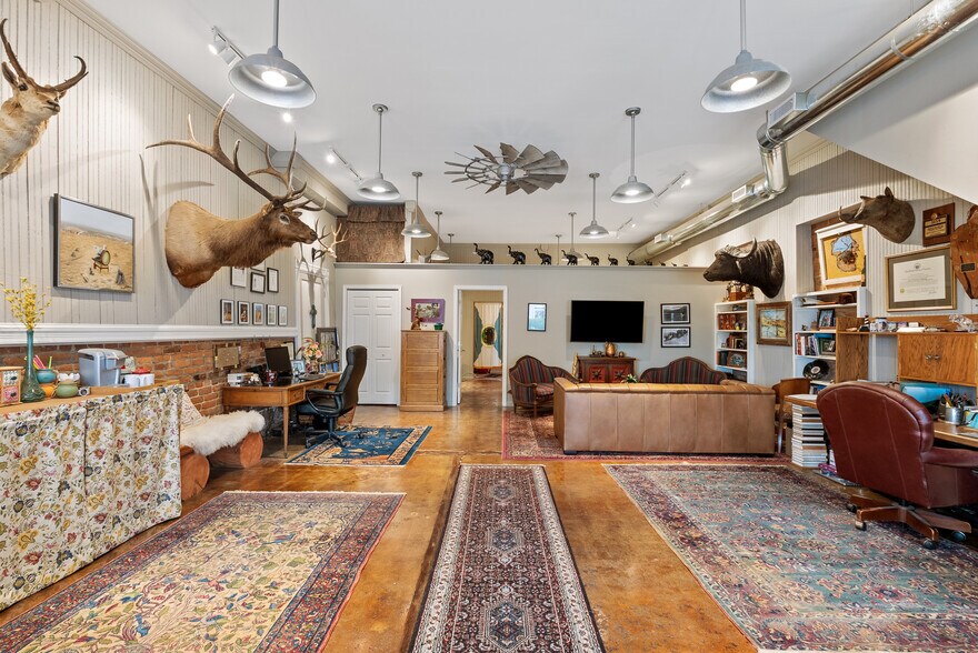 More Photos Of 215 W 3rd St, Farmville General Retail For Sale