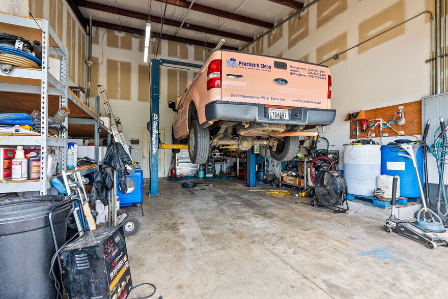 More Photos Of 834-840 Lagoon Business Loop, Montgomery Light Distribution For Lease