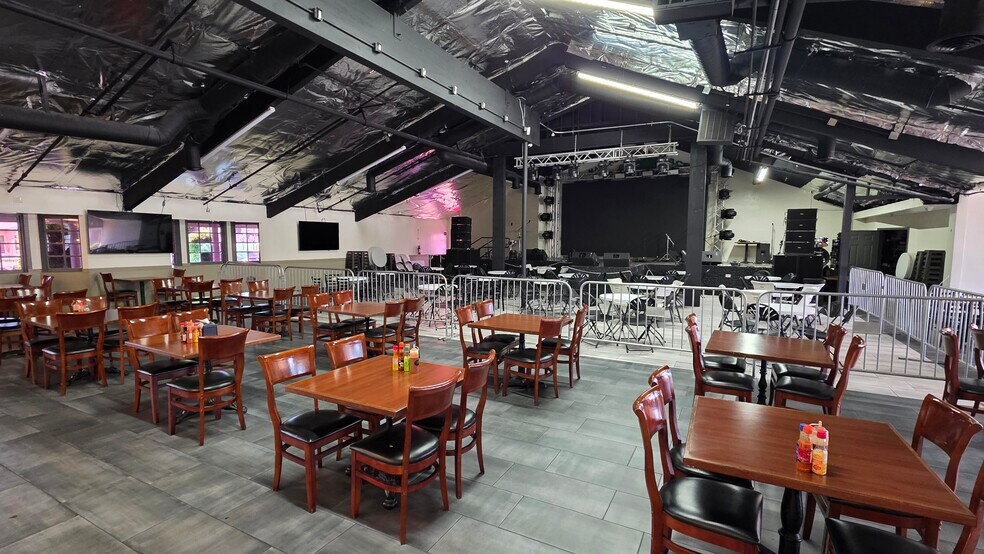 More Photos Of 1300 McHenry Ave, Modesto Restaurant For Sale