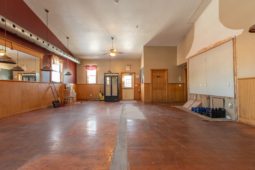 More Photos Of 420 Social St, Woonsocket Restaurant For Sale