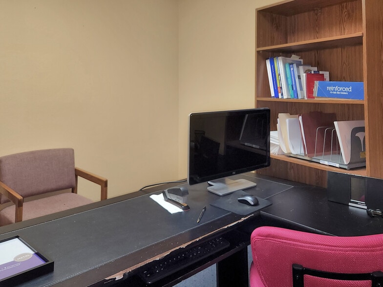 More Photos Of 520 E Whidbey Ave, Oak Harbor Medical For Sale