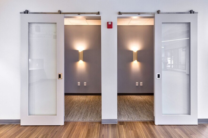 More Photos Of 8537 Six Forks Rd, Raleigh Office For Lease