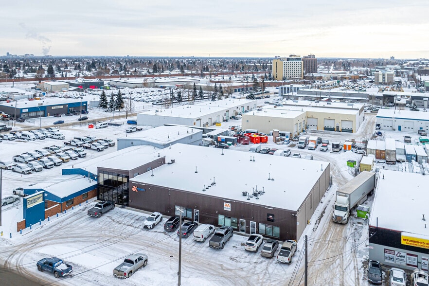 More Photos Of 16645 111th Ave NW, Edmonton Flex For Lease