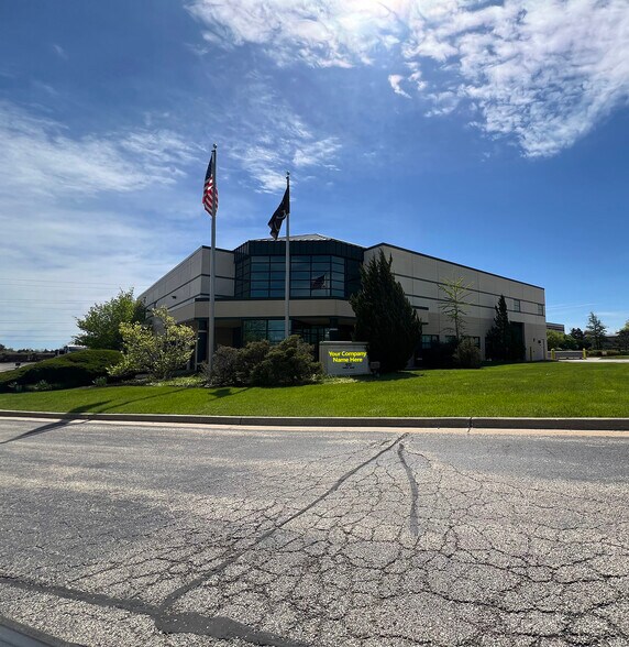Primary Photo Of 933 Tower Rd, Mundelein Warehouse For Lease
