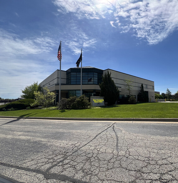 Primary Photo Of 933 Tower Rd, Mundelein Warehouse For Sale