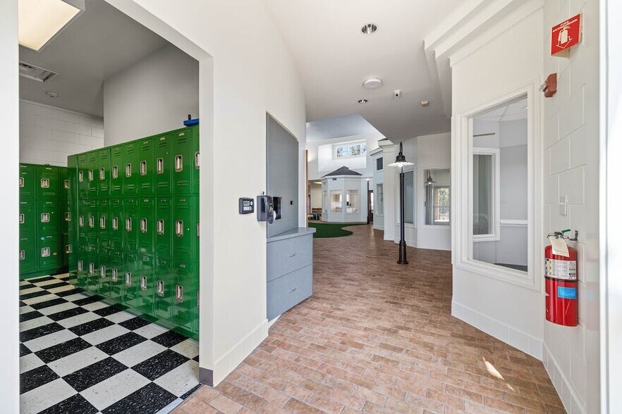 More Photos Of 11651 W Parmer Ln, Cedar Park Daycare Center For Sale