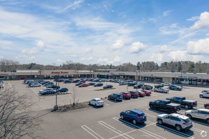 More Photos Of 199-219 Boston Rd, Billerica General Retail For Lease