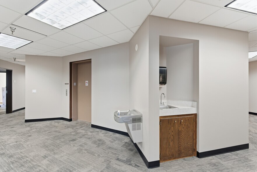 More Photos Of 403 4TH St NW, Bemidji Medical For Lease