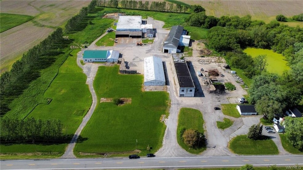 Primary Photo Of 2231 Youngstown Wilson rd, Ransomville Flex For Sale
