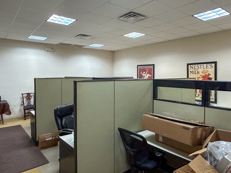 More Photos Of 4273 Domino Ave, North Charleston Warehouse For Lease