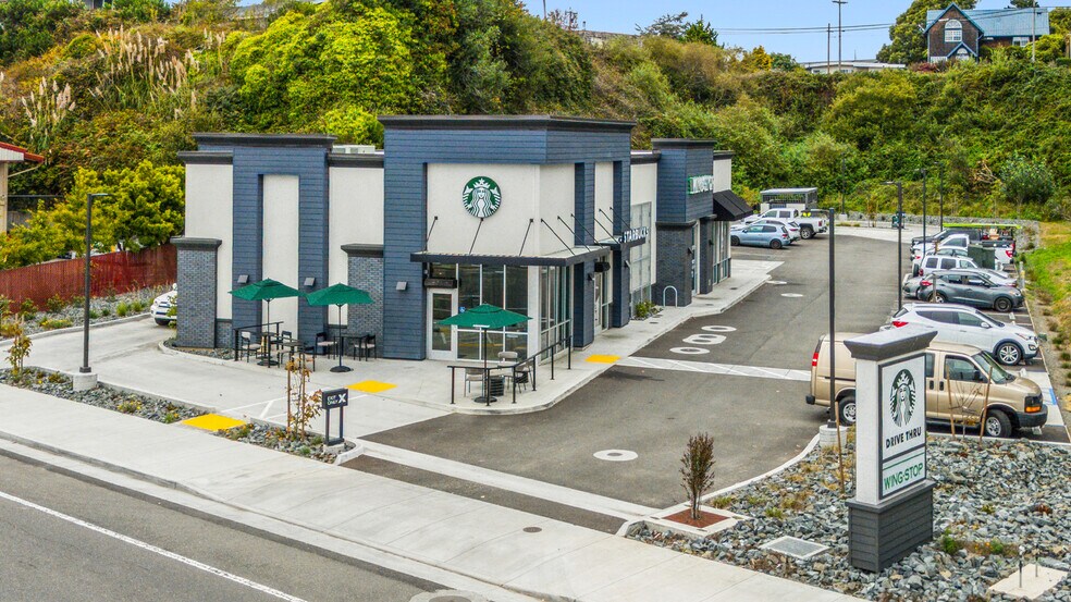 More Photos Of 2411 Broadway, Eureka Fast Food For Sale