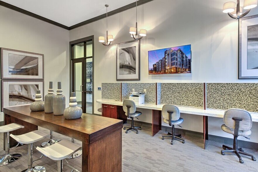 More Photos Of 1750 Camden Rd, Charlotte Apartments For Lease