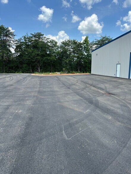 More Photos Of 130 Farrs Rd, Easley Industrial For Sale