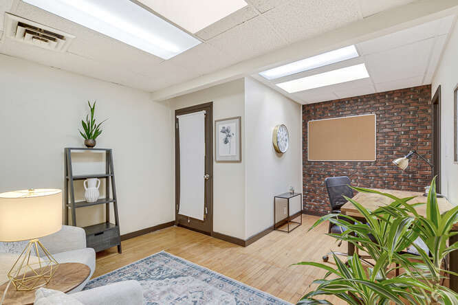 More Photos Of 1658-1668 N Lafayette St, Denver Office For Sale