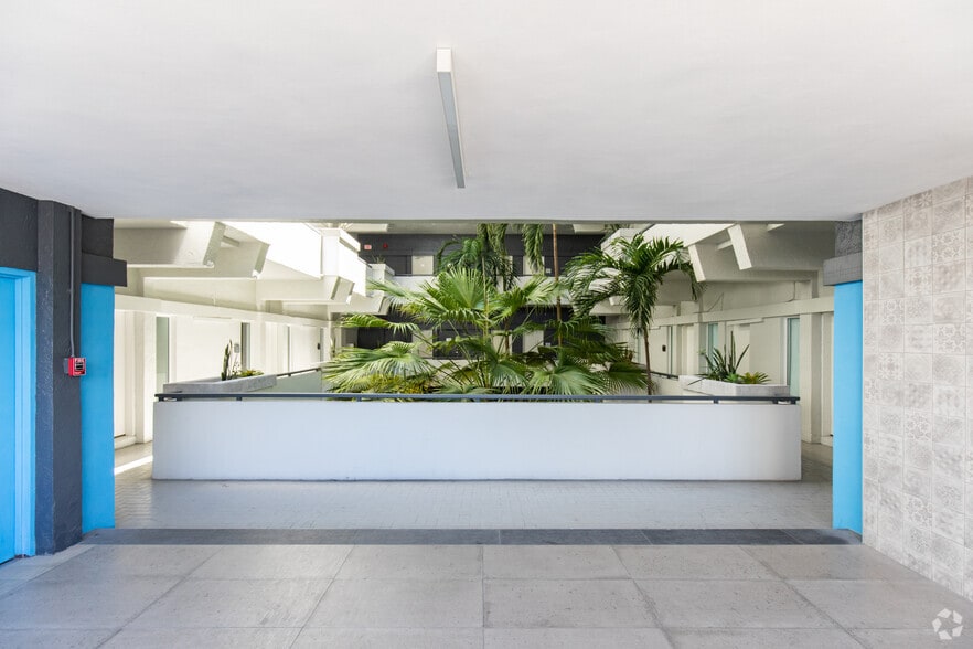 More Photos Of 250 Catalonia Ave, Coral Gables Office For Lease