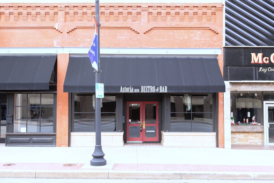 Primary Photo Of 217 E Grand Ave, Ponca City Storefront Retail Office For Sale