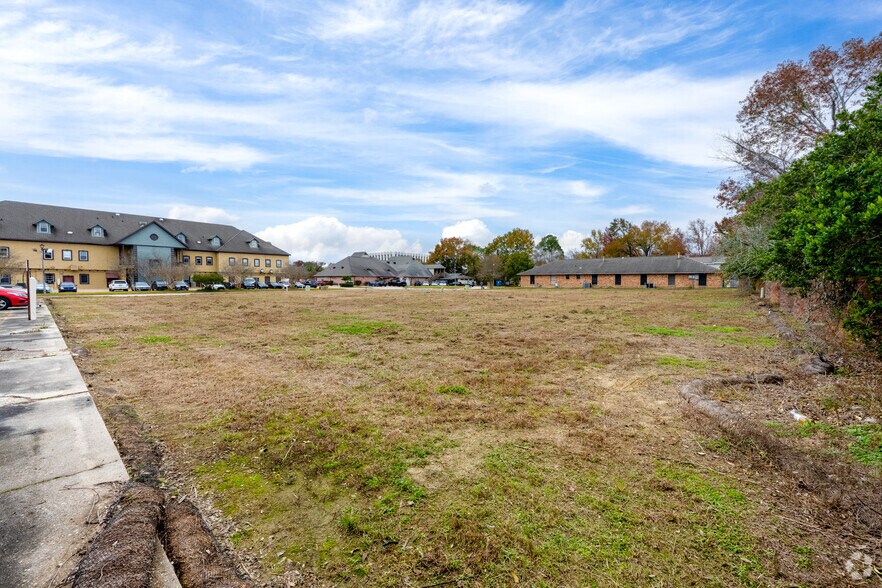 More Photos Of 3837 Plaza Tower Dr, Baton Rouge Land For Sale