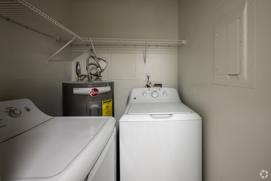 More Photos Of 1756 S Clyde Morris Blvd, Daytona Beach Apartments For Sale