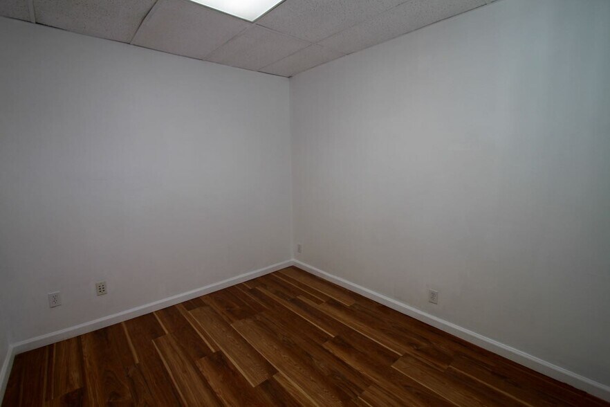 More Photos Of 10600 W Pico Blvd, Los Angeles Loft Creative Space For Lease