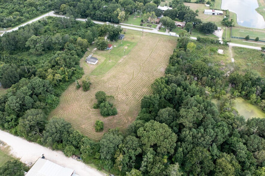 More Photos Of 14615 Medical Complex, Tomball Land For Sale