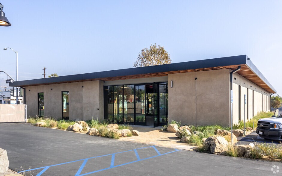 More Photos Of , Glendale Unknown For Sale