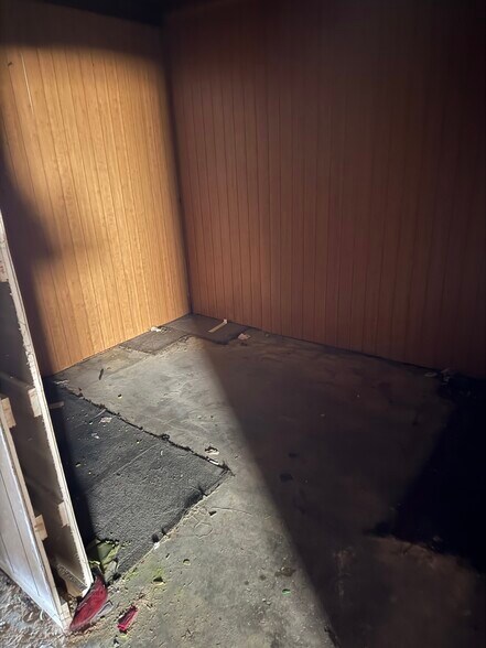 More Photos Of 1148 El Camino Real, San Carlos Storefront For Lease