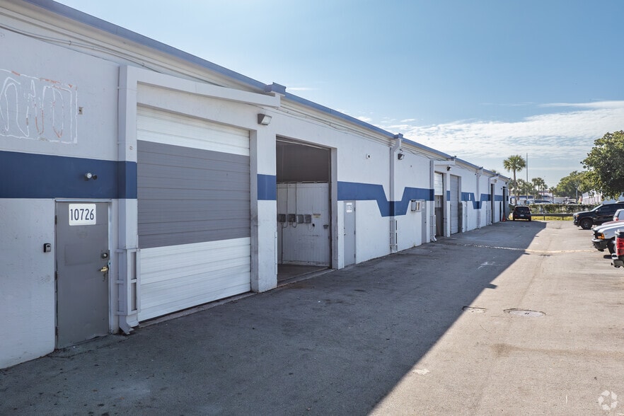 More Photos Of 10700-10736 SW 188th St, Miami Unknown For Lease