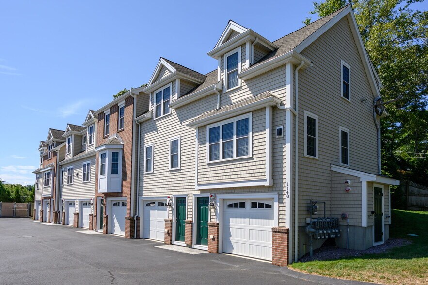 Primary Photo Of 1148 Bedford St, Abington Multifamily For Sale