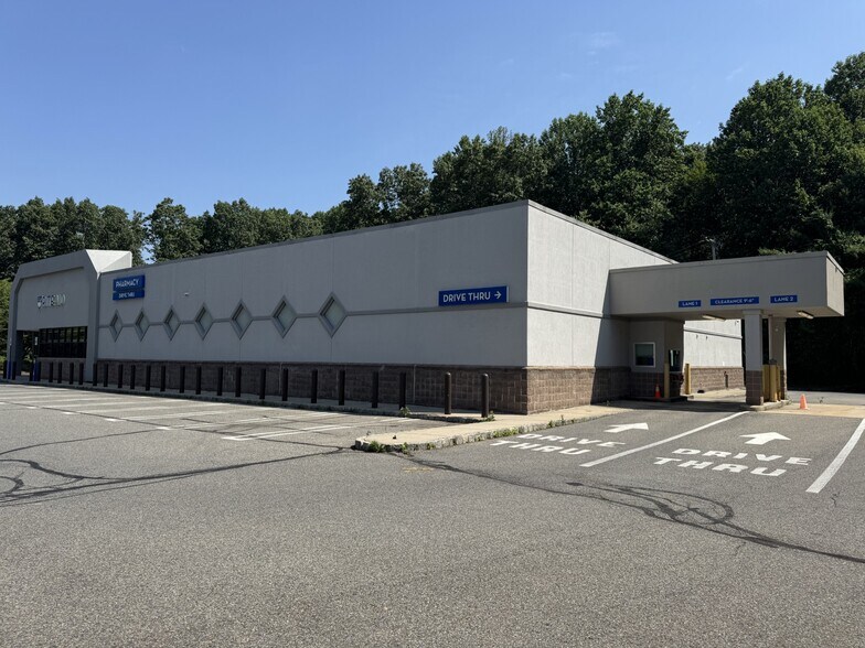 More Photos Of 2 Upper Sarepta Rd, Belvidere Drugstore For Lease