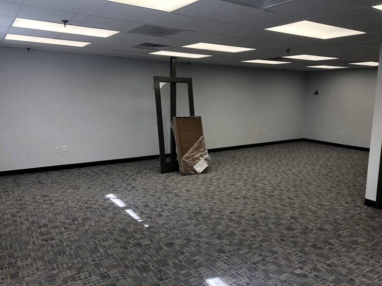 More Photos Of 192 E Bay St, Charleston Office Residential For Lease