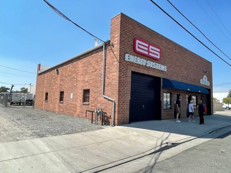 More Photos Of 455-465 Tacchino St, Reno Warehouse For Lease