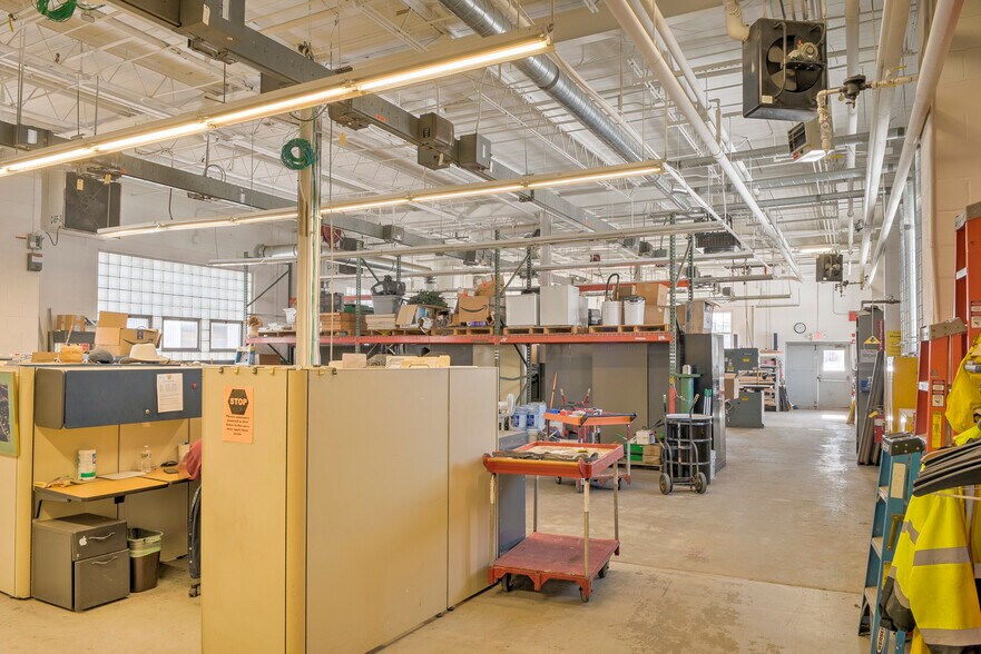 More Photos Of 96 Congress St, Keene Refrigeration Cold Storage For Sale