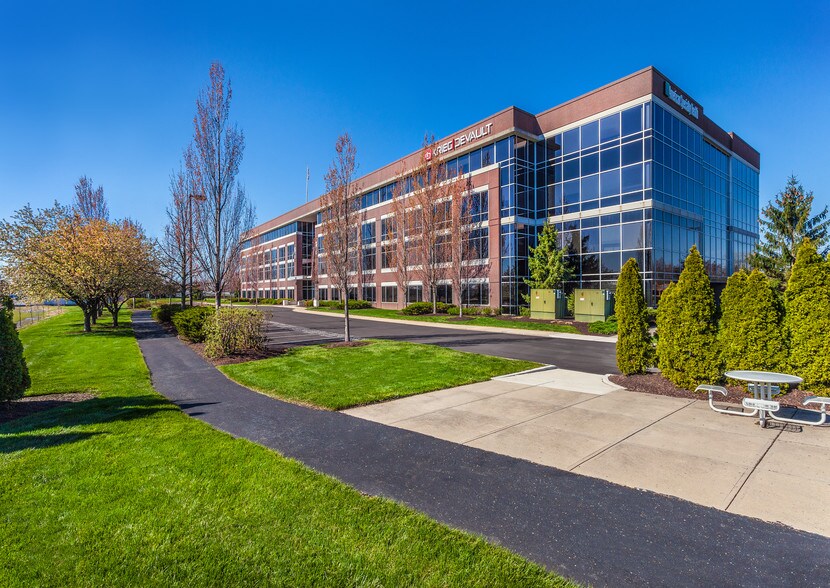 More Photos Of 12800 N Meridian St, Carmel Office For Lease