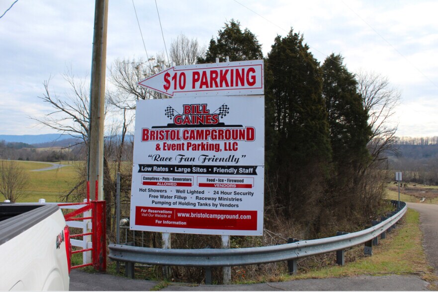 More Photos Of 100 Sportsway Dr, Bristol Trailer Camper Park For Sale