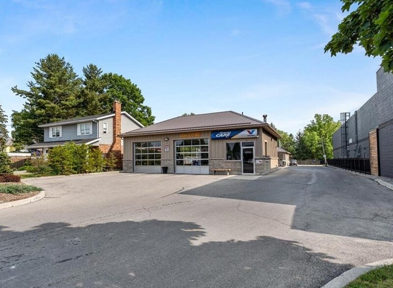 More Photos Of 158 Hwy 20 W, Fonthill Auto Repair For Sale