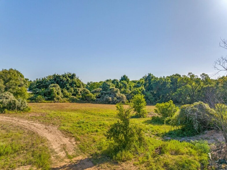 More Photos Of 3737 E Highway 199, Springtown Land For Sale