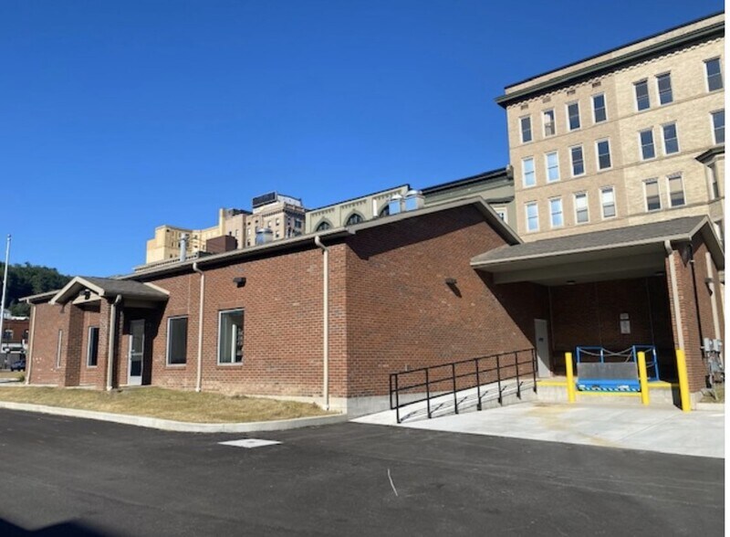 More Photos Of 158 W Pike St, Clarksburg Post Office For Sale