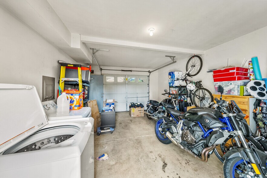 More Photos Of 124 S 63rd St, Springfield Apartments For Sale