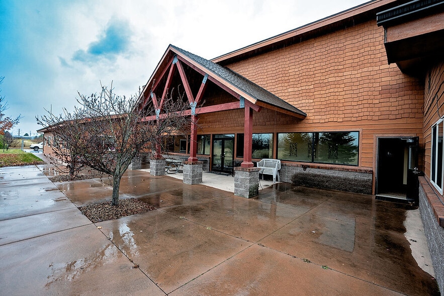 More Photos Of 6701 N Idaho Rd, Newman Lake Lodge Meeting Hall For Sale