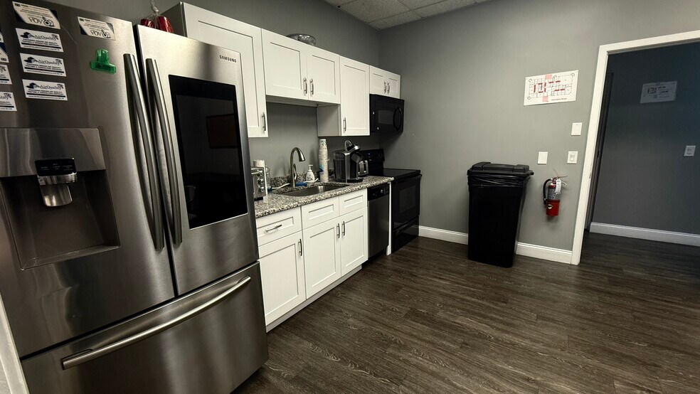 More Photos Of 890 N State Road 434, Altamonte Springs Office For Sale