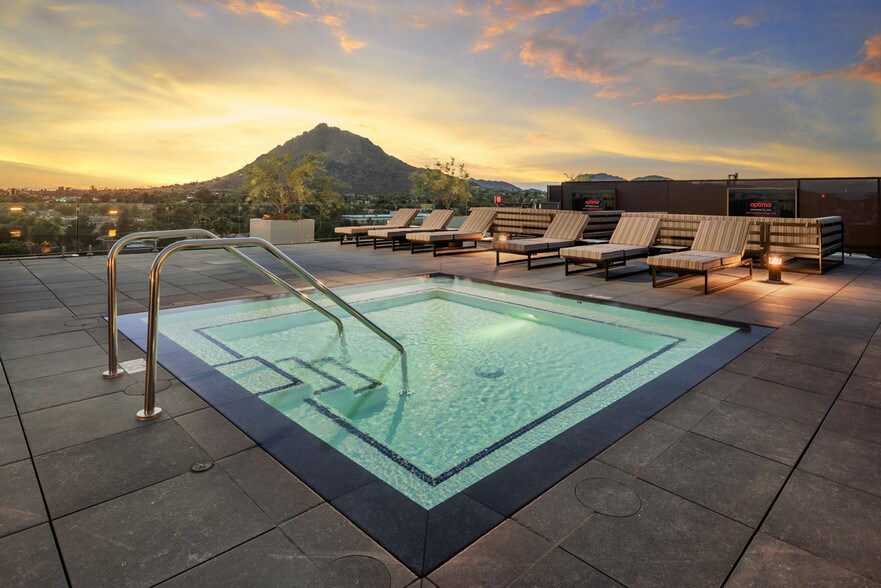 More Photos Of 6895 E Camelback Rd, Scottsdale Apartments For Lease