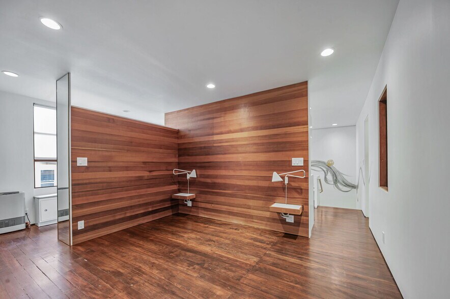 More Photos Of 1315 Natoma St, San Francisco Industrial For Sale