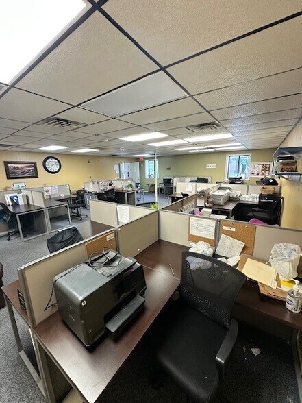 More Photos Of 814 W Okmulgee St, Muskogee Office For Sale