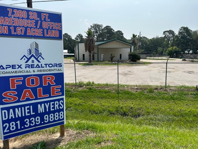 More Photos Of 3941 FM 521 (Almeda) Rd, Fresno Warehouse For Sale