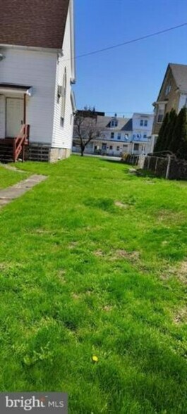 More Photos Of 120 W 4th St, Mount Carmel Religious Facility For Sale